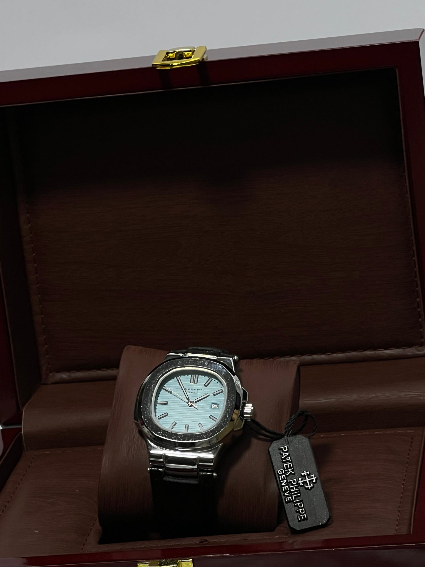 Patek Philippe Geneve Black Leather Strap Watch – Silver Case & Tiffany Blue Dial