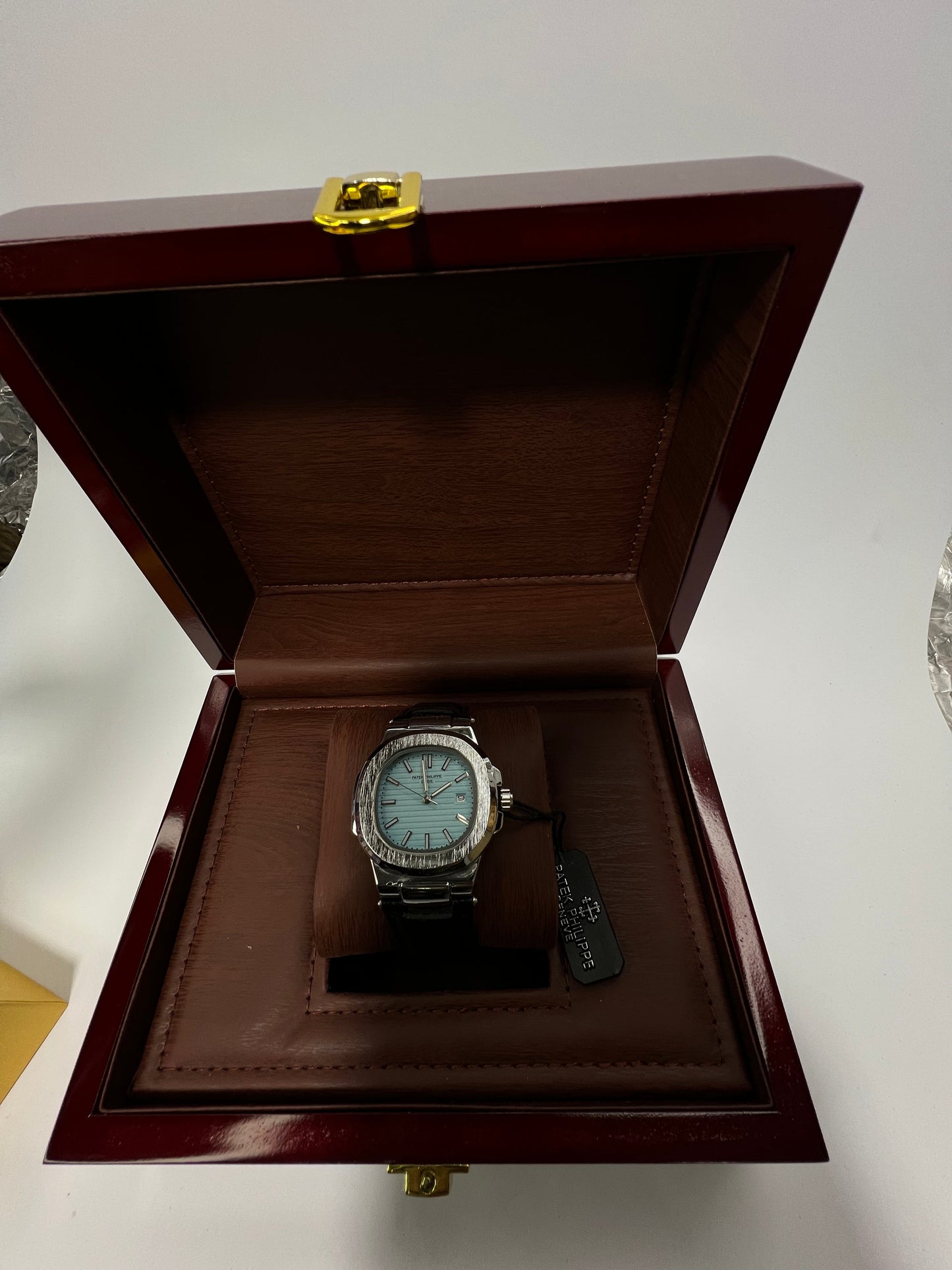 Patek Philippe Geneve Black Leather Strap Watch – Silver Case & Tiffany Blue Dial