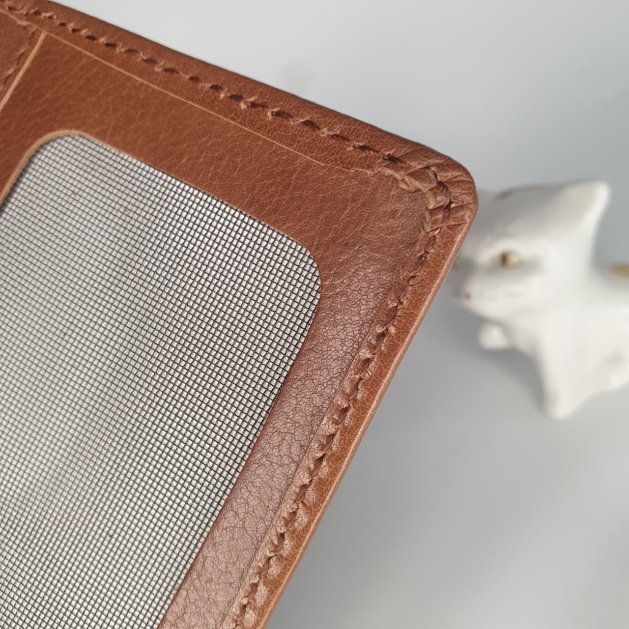 Cow Leather Wallet – Handcrafted Elegance
