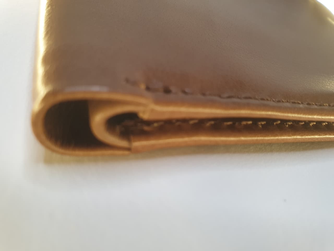 Cow Leather Wallet – Handcrafted Elegance