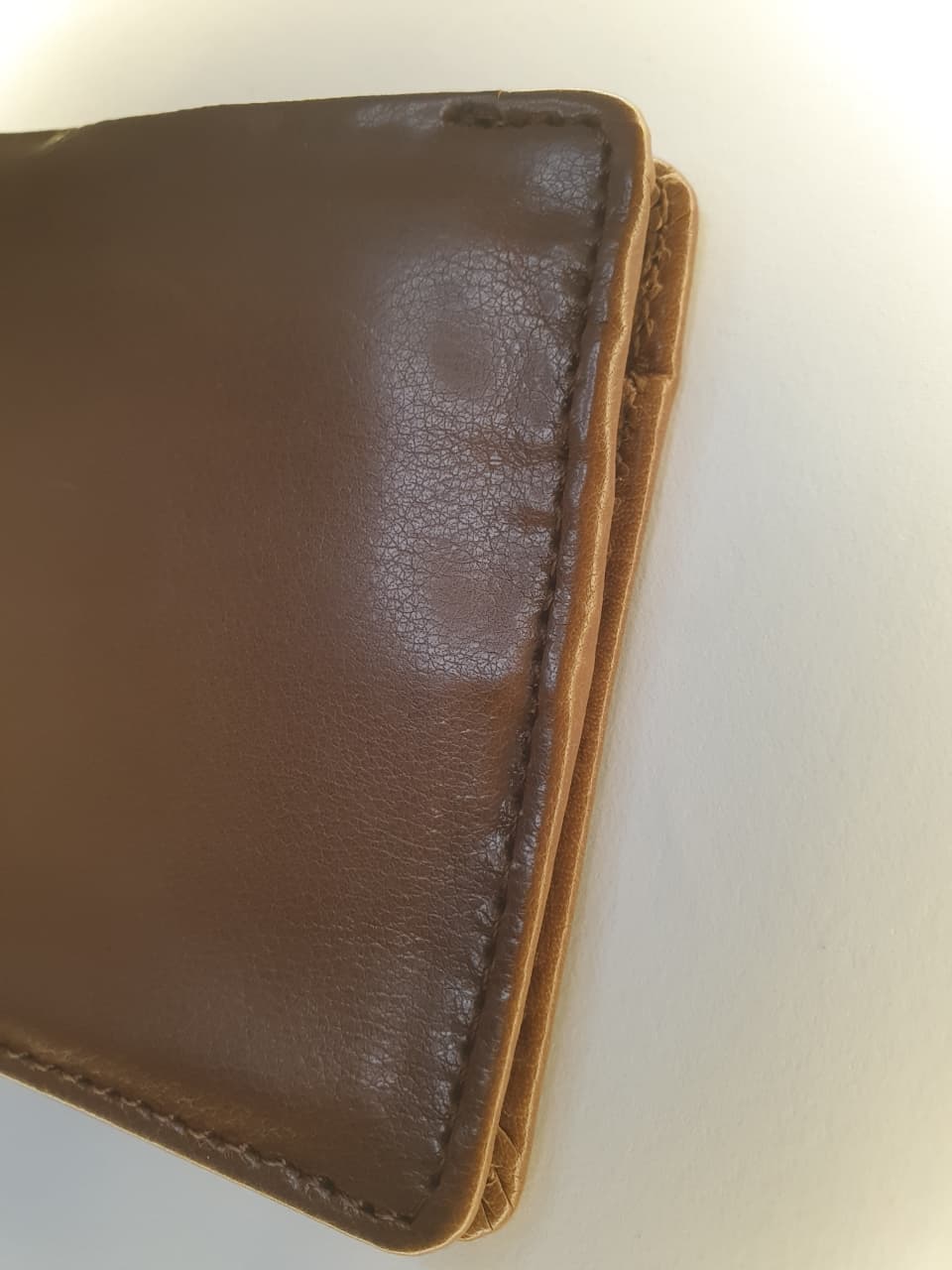 Cow Leather Wallet – Handcrafted Elegance