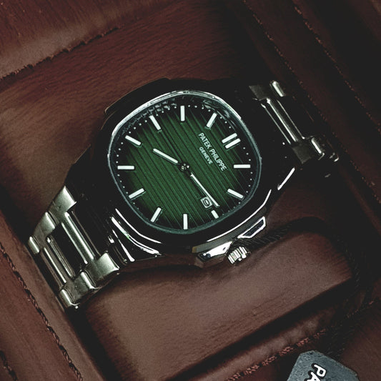 Patek Philippe Geneve Chain Watch Master Copy – Green Dial Edition