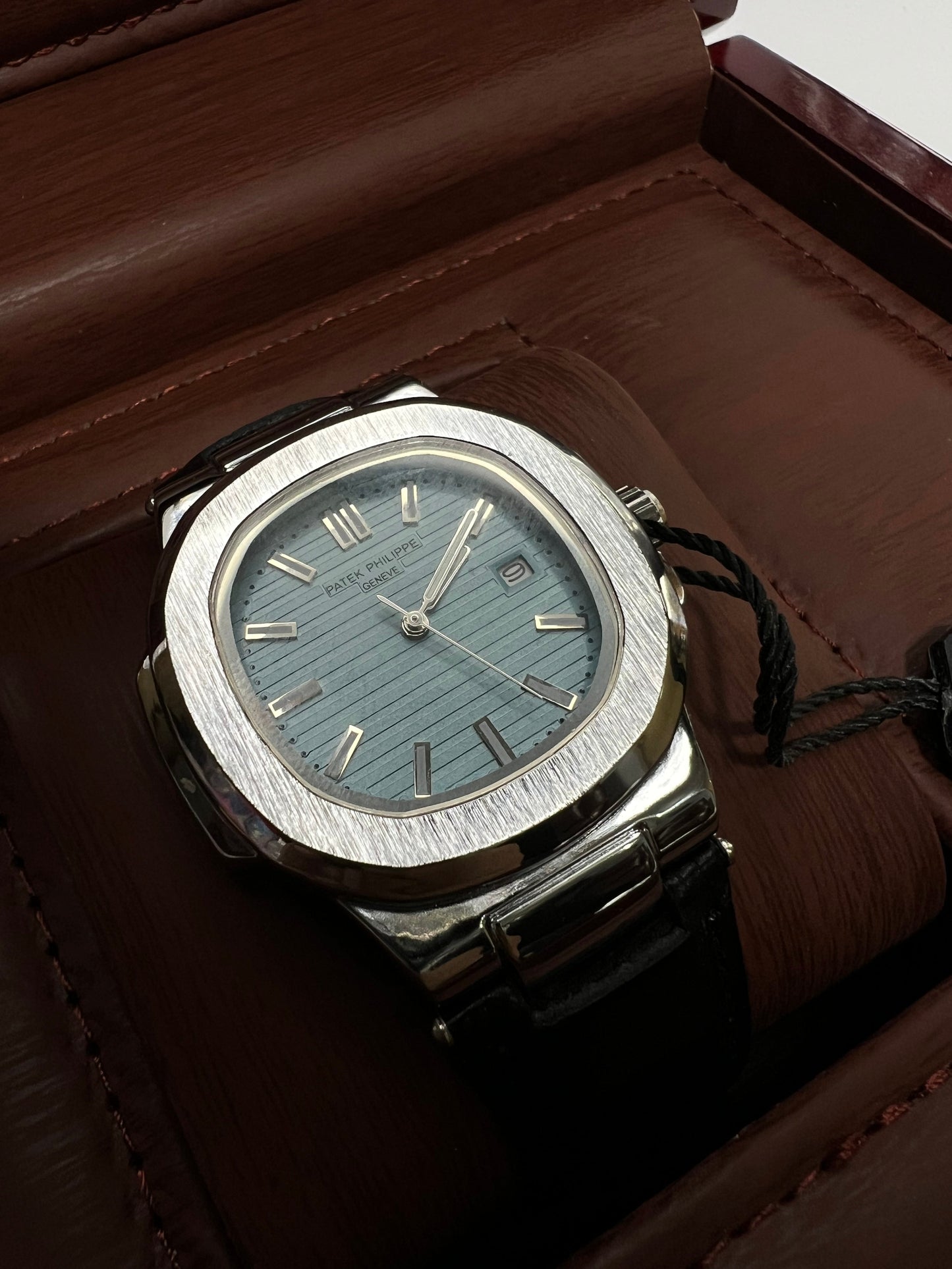 Patek Philippe Geneve Black Leather Strap Watch – Silver Case &amp; Tiffany Blue Dial